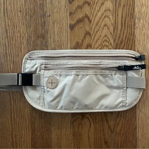 money waist pack